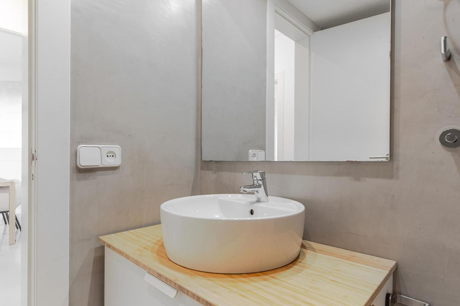 Blueground Pedralbes Ac Wd Nr Camp Nou Bcn-184 Apartment