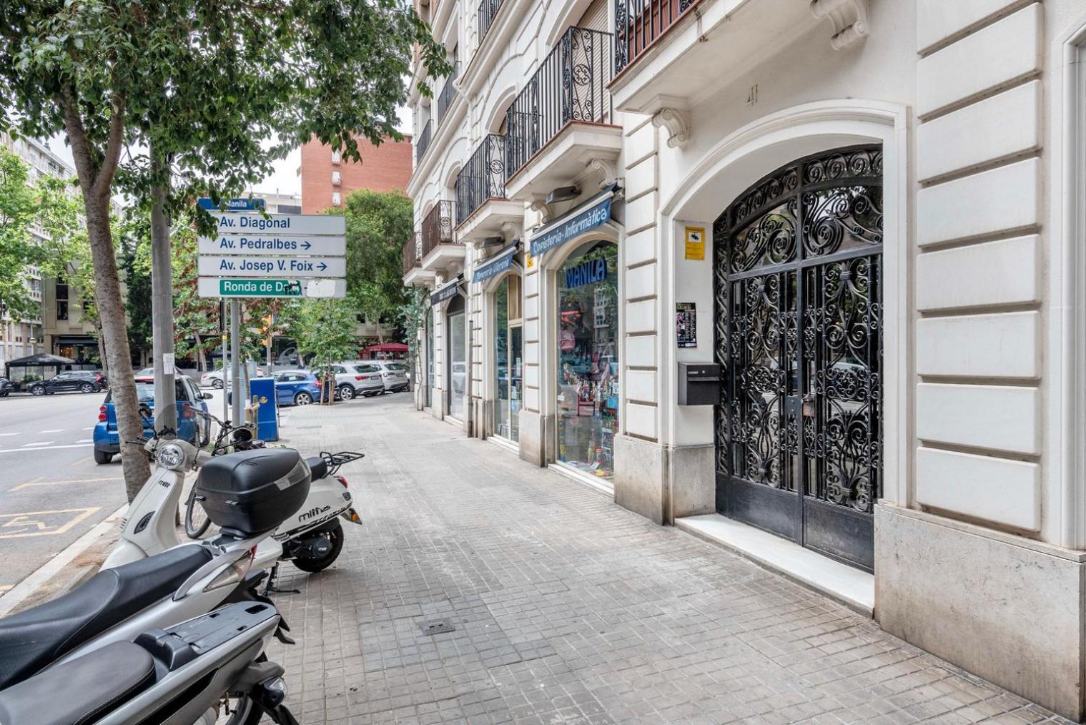 Blueground Pedralbes Ac Wd Nr Camp Nou Bcn-184 Apartment Barcelona